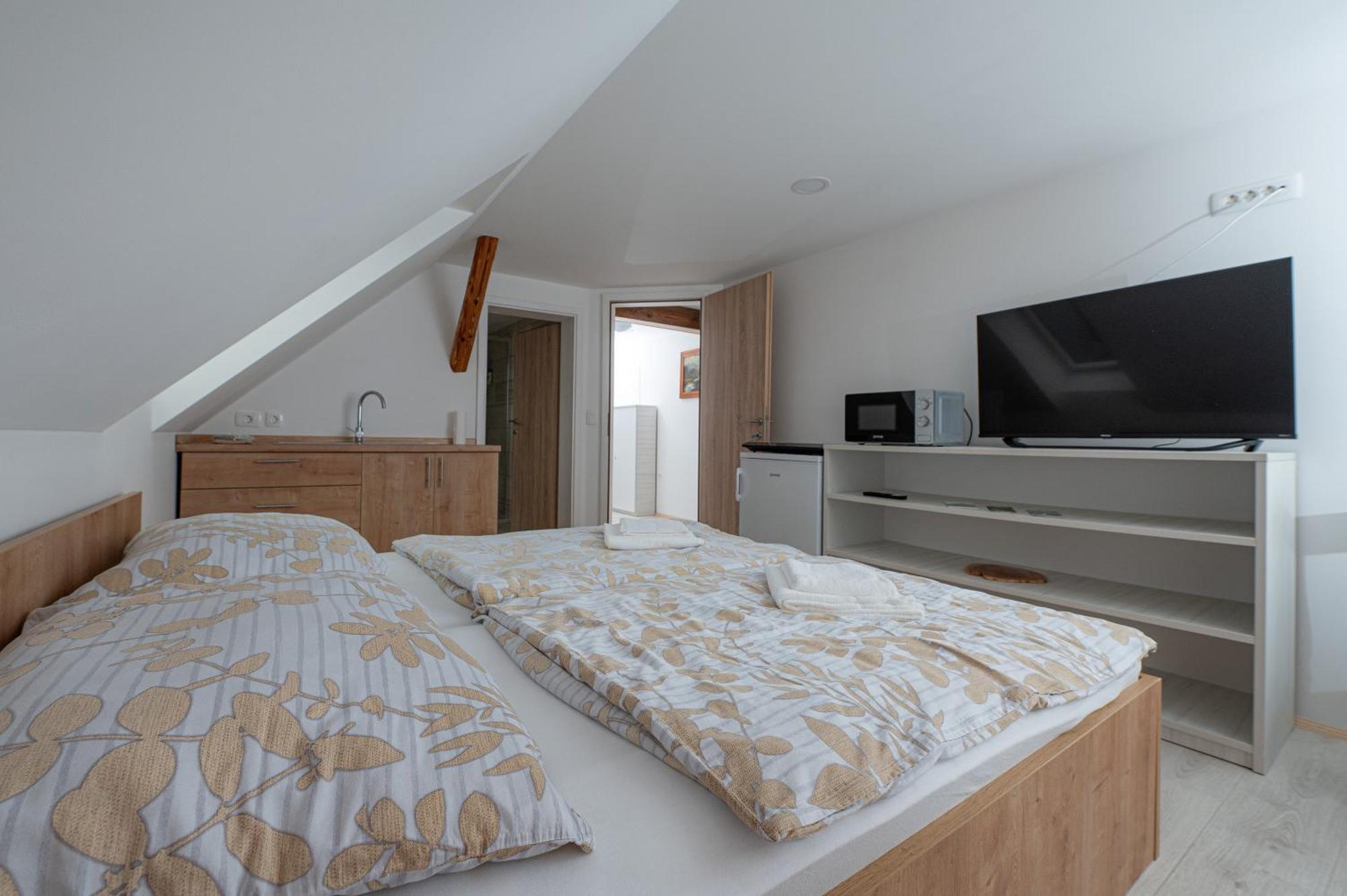 Zelena Hisa Pri Bjov Apartment Бохинийска Бела Екстериор снимка