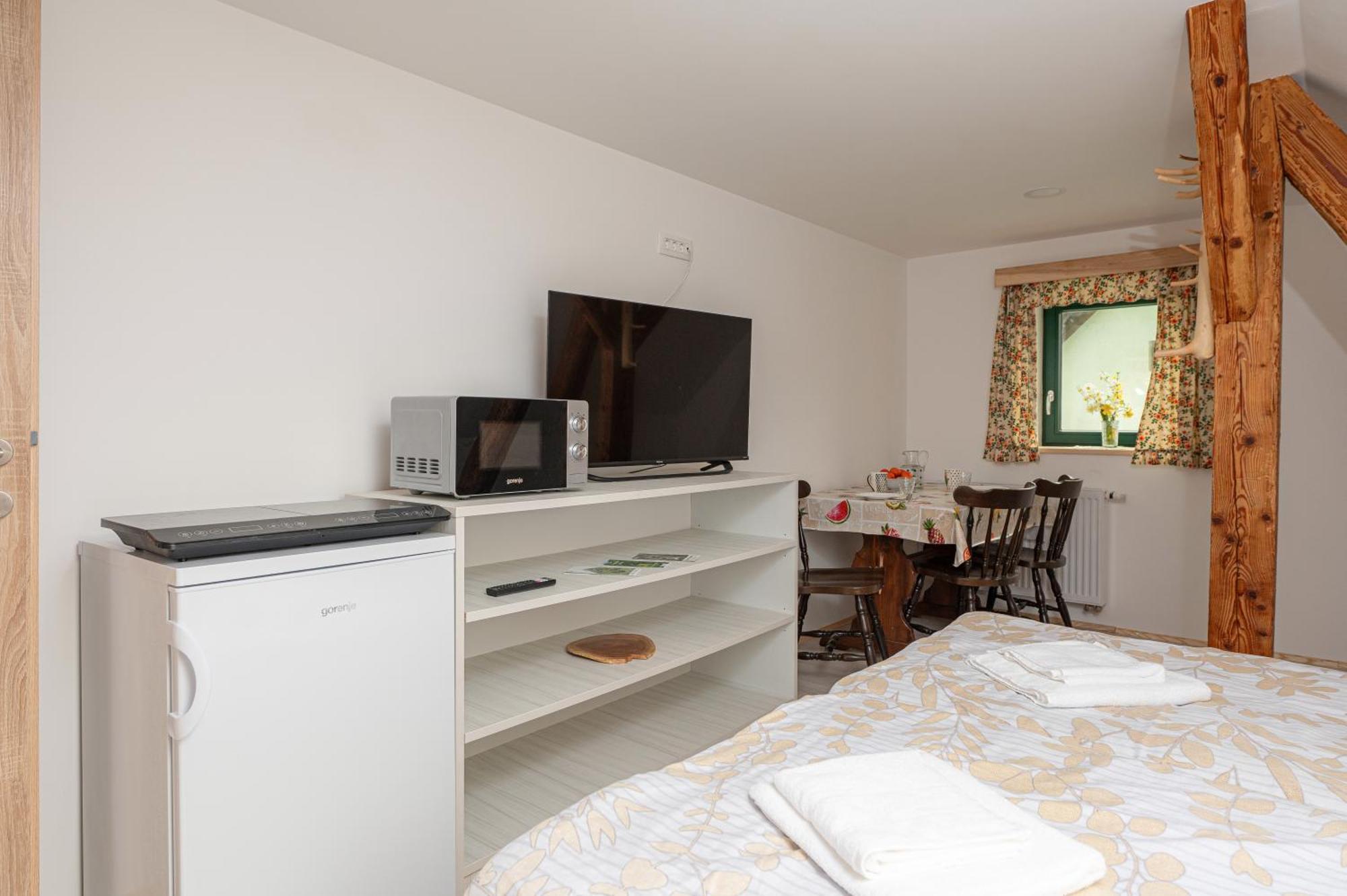 Zelena Hisa Pri Bjov Apartment Бохинийска Бела Екстериор снимка